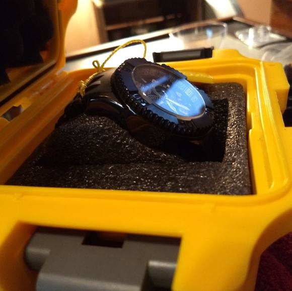 Men's Invicta watch - Picture 3 of 7